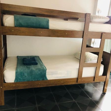 Rota Bh Hostel เบโลโอรีซอนชี ภายนอก รูปภาพ