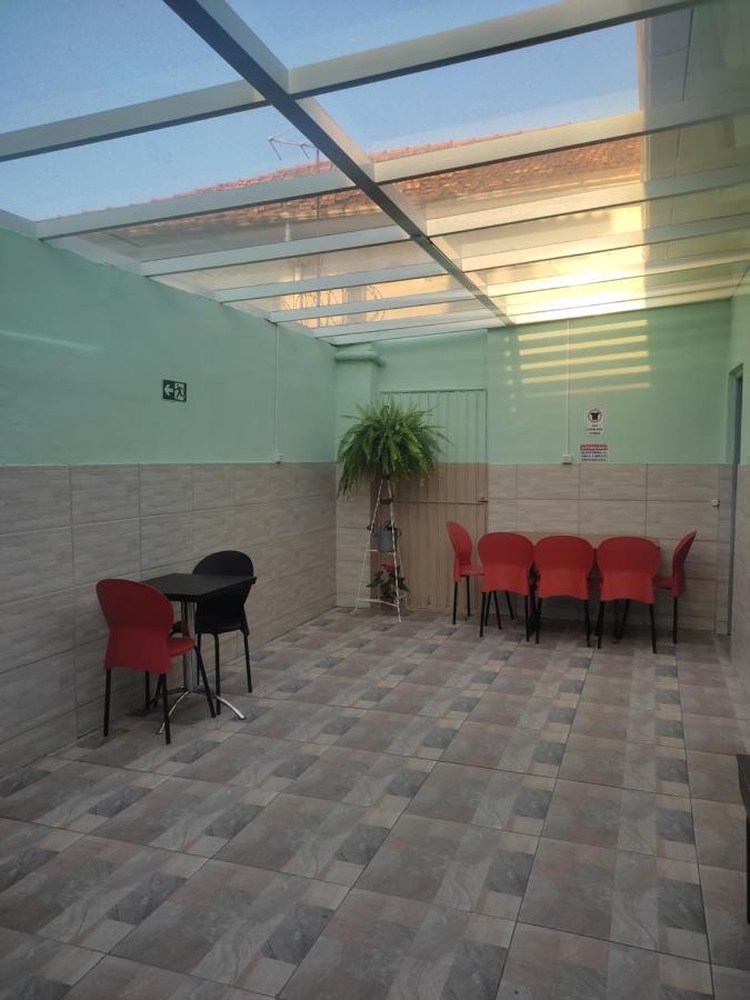 Rota Bh Hostel เบโลโอรีซอนชี ภายนอก รูปภาพ